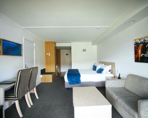 the-moorings-wanaka-studio-accommodation-3